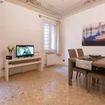 Historical Home In Venice Center