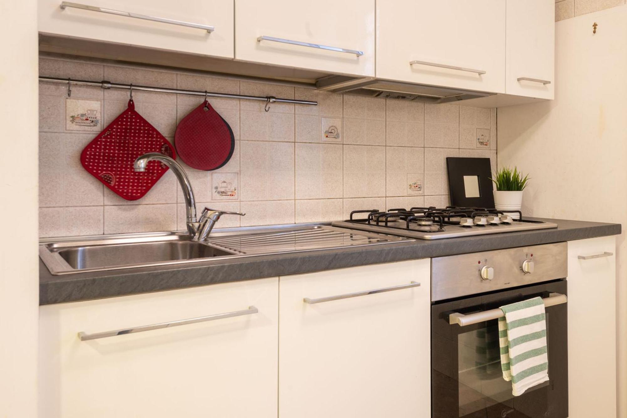 Historical In Center Apartment *