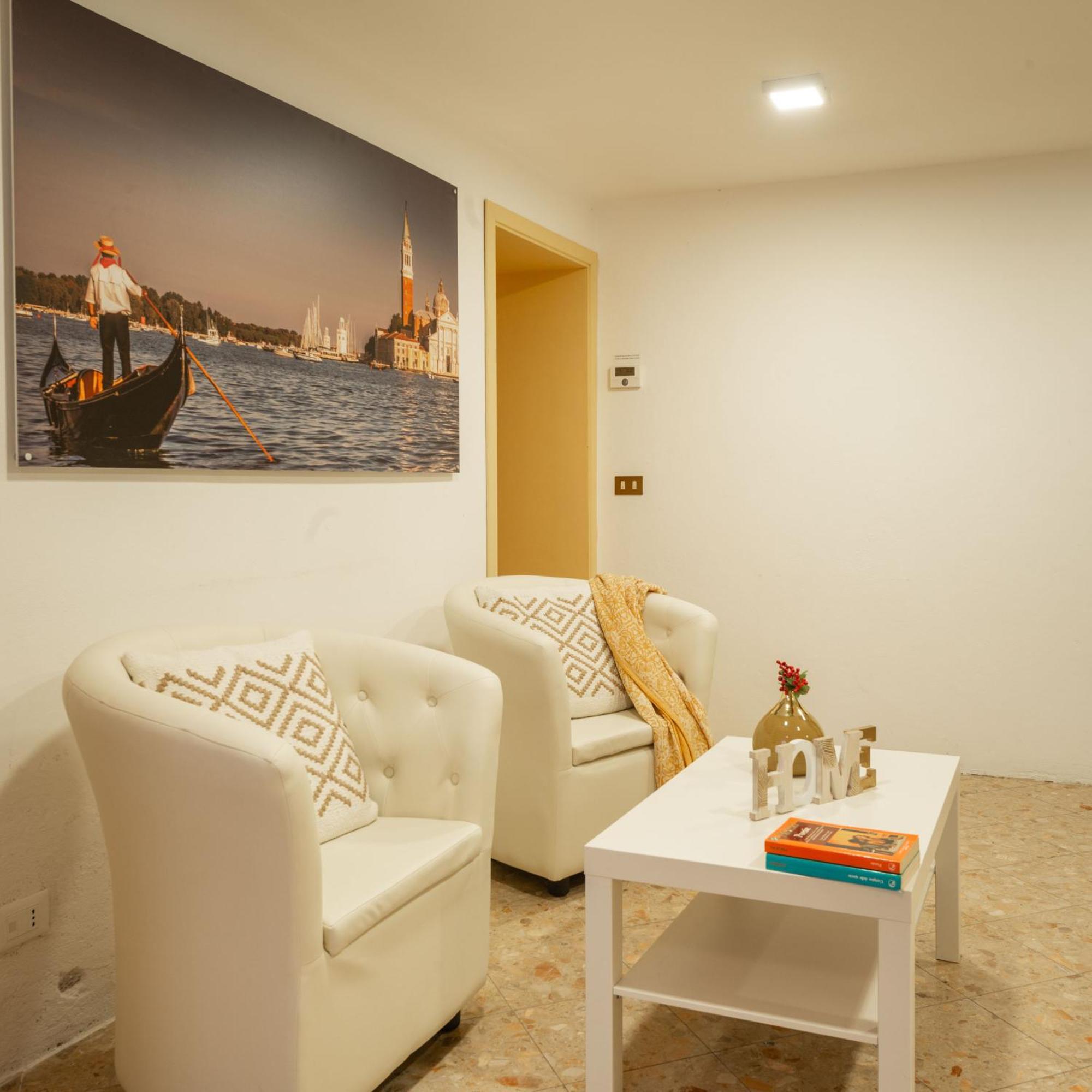 Historical In Center Apartment Venedig