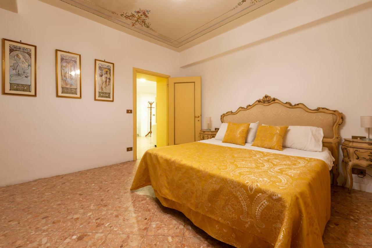 Appartement Historical In Center