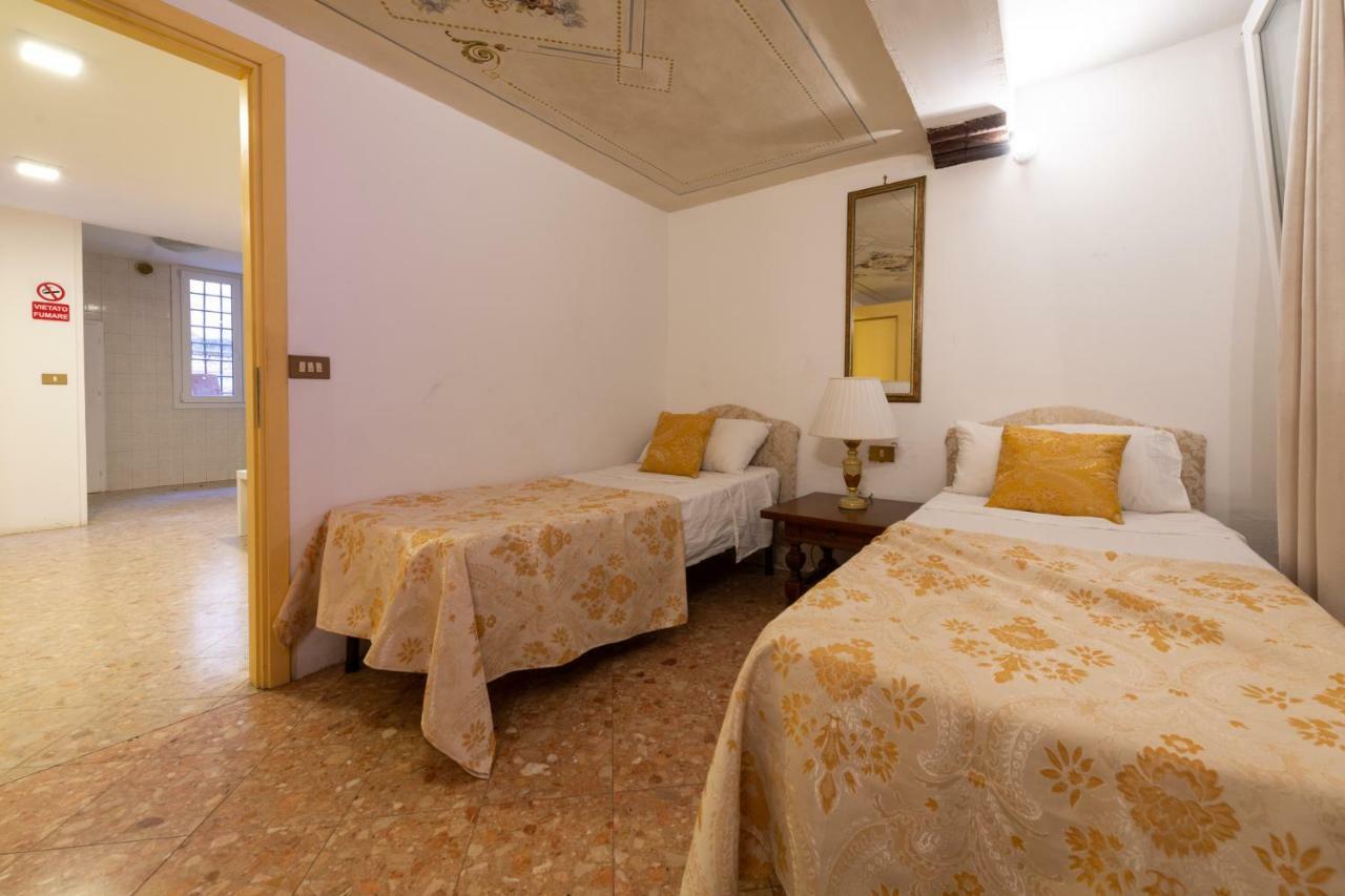 Historical In Center Appartement *